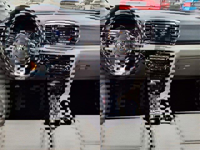 Used 2020 Kia Sportage EX image 12