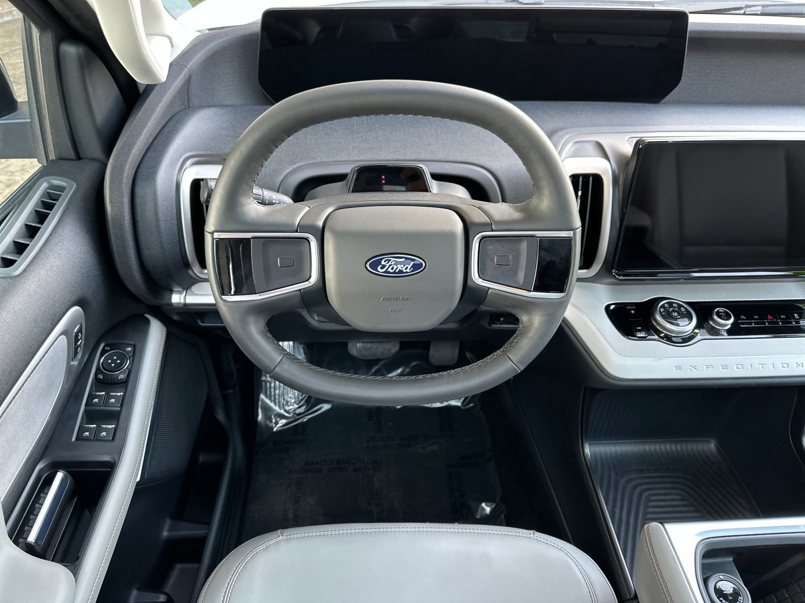 Certified 2025 Ford Expedition Active image 14