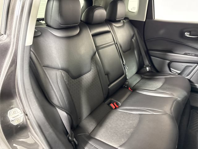 Used 2018 Jeep Compass Latitude w/ Popular Equipment Group AWD/4WD image 15