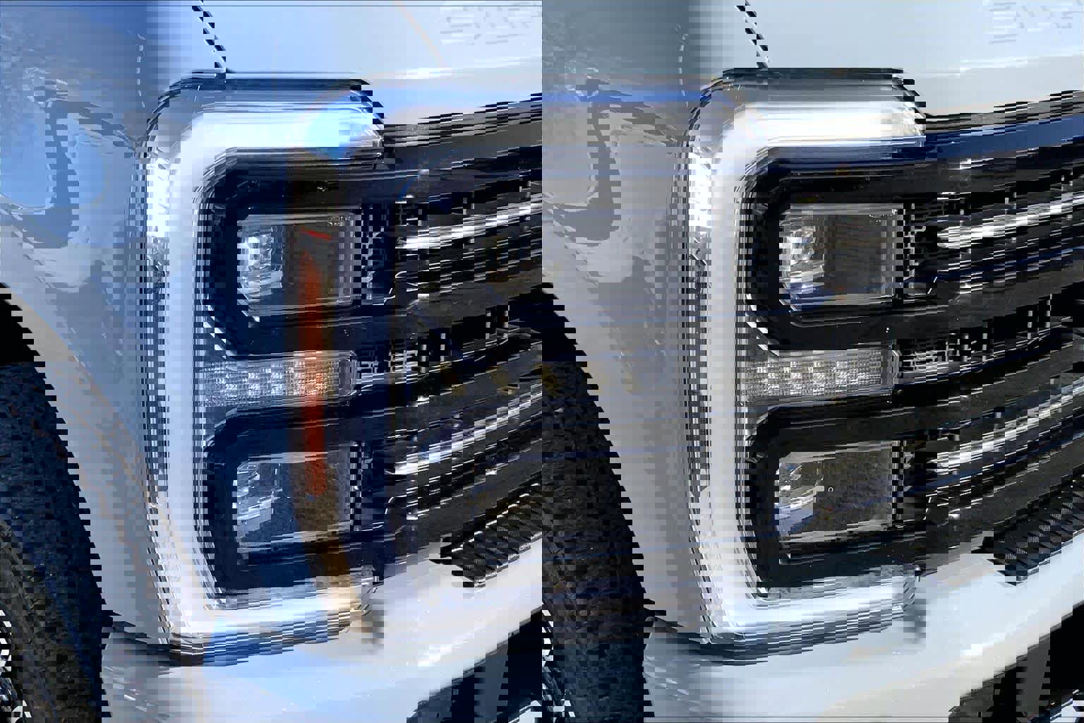 Certified 2025 Ford F250 Platinum image 24