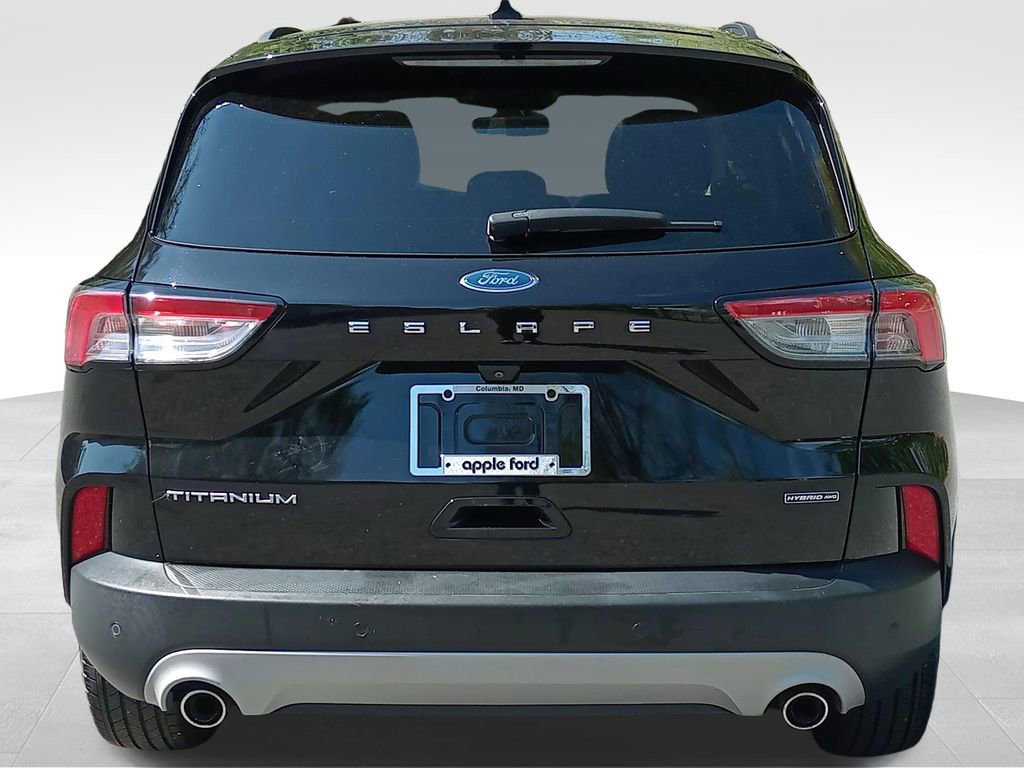 Certified 2020 Ford Escape Titanium w/ Titanium Premium Package 2.0 image 4
