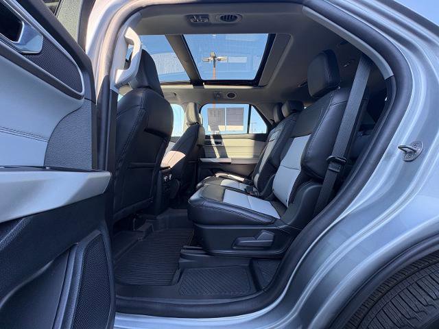 Certified 2022 Ford Explorer XLT w/ Equipment Group 202A image 40