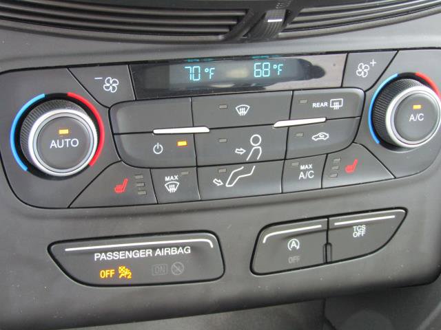 Certified 2018 Ford Escape SE w/ SE Sync 3 Package AWD/4WD image 24