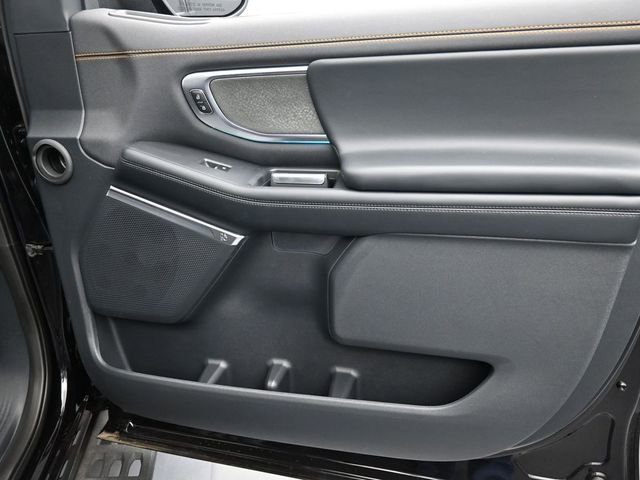 Certified 2025 Ford Expedition Tremor image 32
