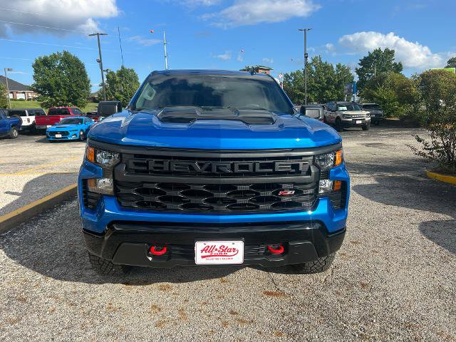Used 2024 Chevrolet Silverado 1500 Custom Trail Boss AWD/4WD image 2