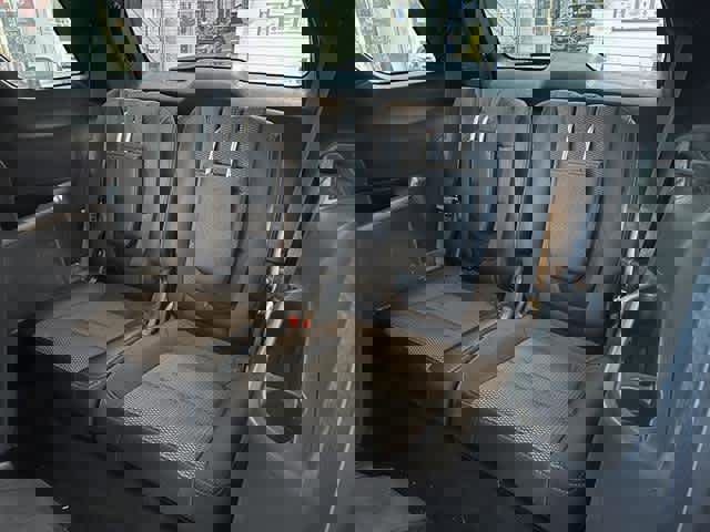 Certified 2018 Ford Explorer XLT image 28