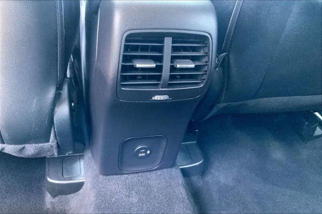Certified 2022 Ford Escape SEL AWD/4WD image 37