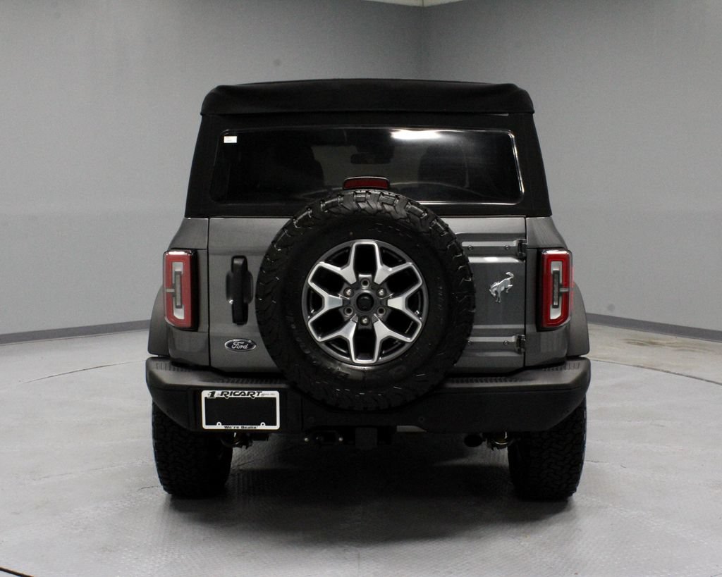 Certified 2024 Ford Bronco Badlands AWD/4WD image 11