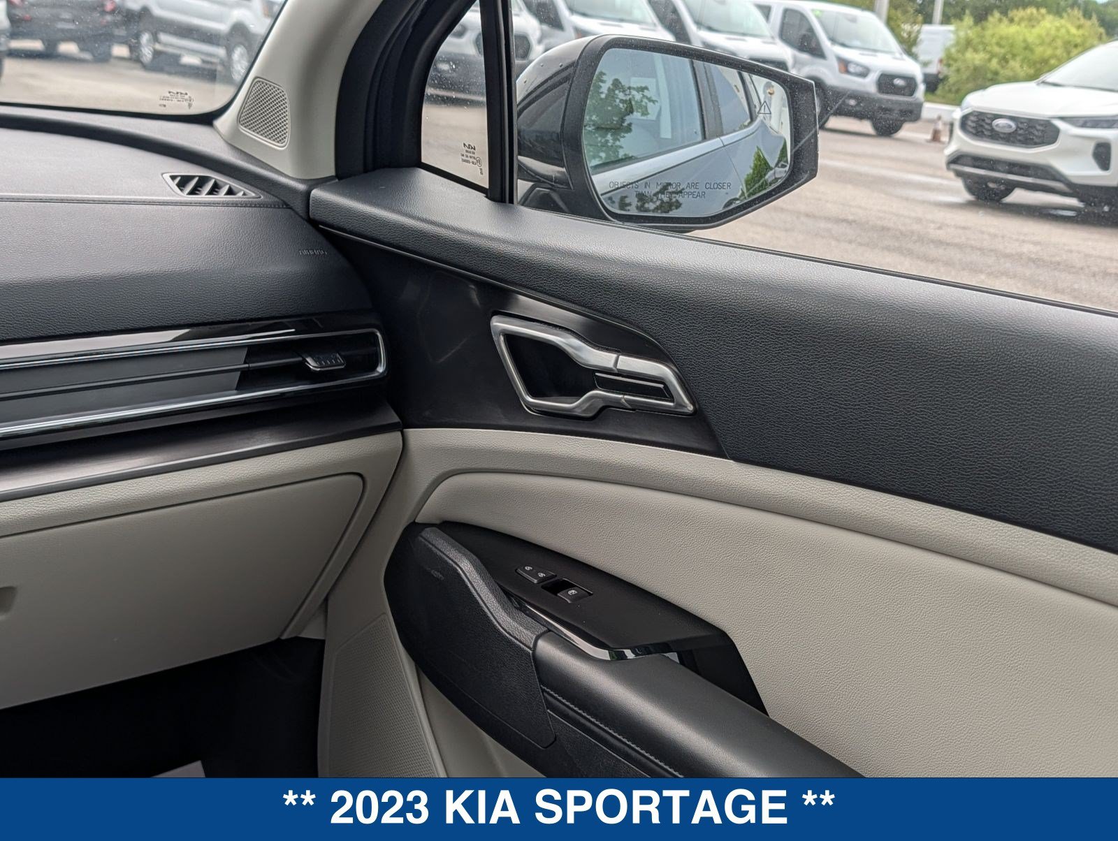 Used 2023 Kia Sportage EX FWD image 18