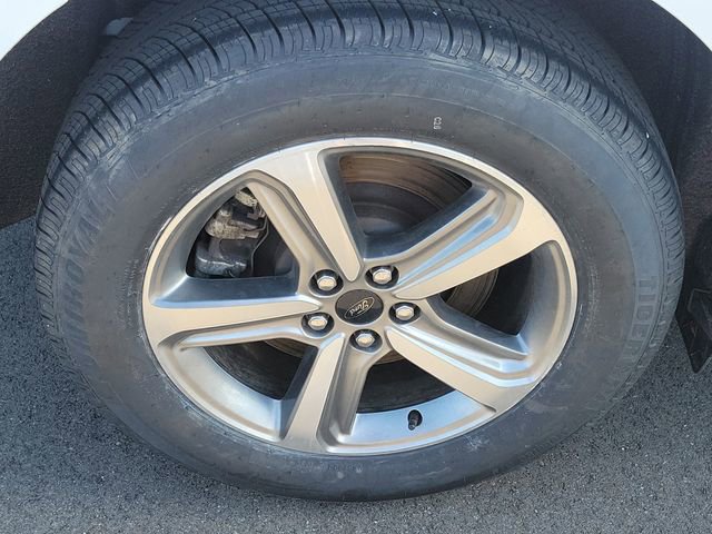 Certified 2023 Ford Edge SEL w/ Convenience Package AWD/4WD image 5