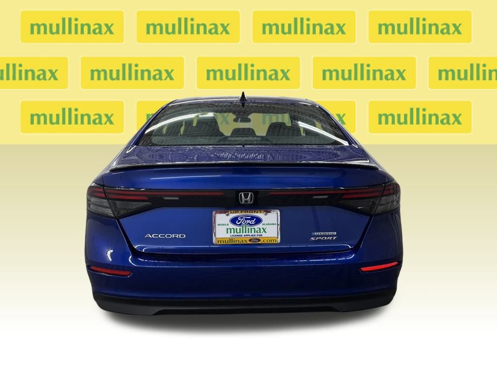 Used 2024 Honda Accord Sport image 6
