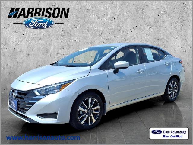 Used 2025 Nissan Versa SV w/ Trunk Package