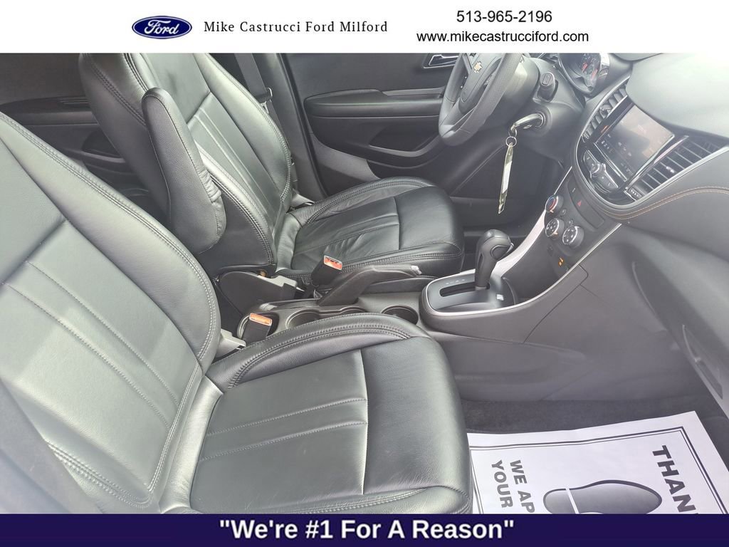 Used 2022 Chevrolet Trax LS w/ Tint and Cruise Package image 23