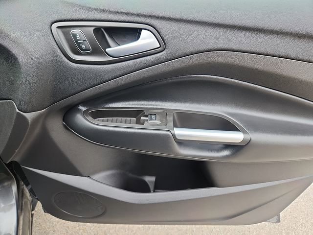 Certified 2019 Ford Escape Titanium image 34