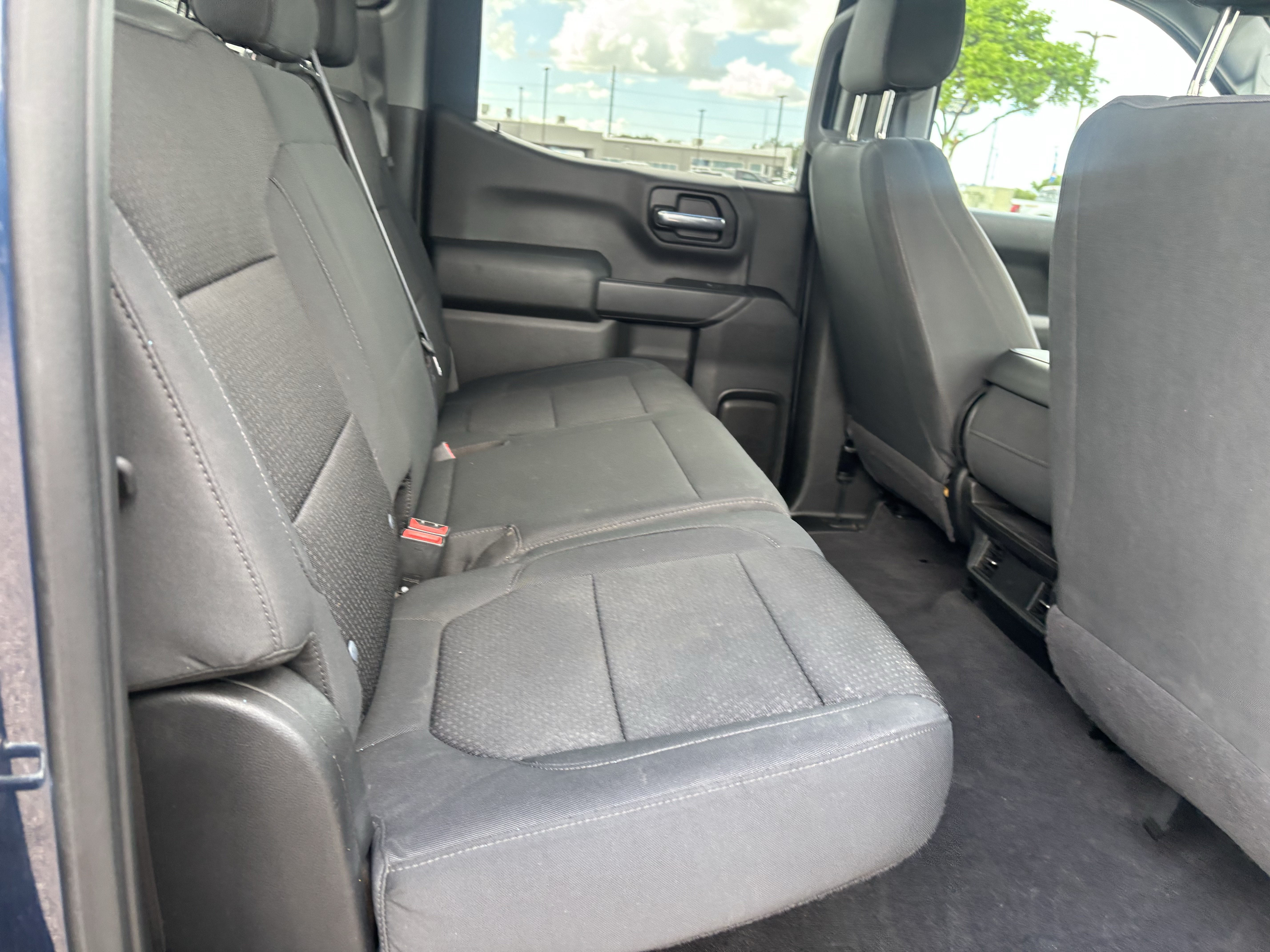 Used 2020 Chevrolet Silverado 1500 Custom w/ Custom Value Package RWD image 17