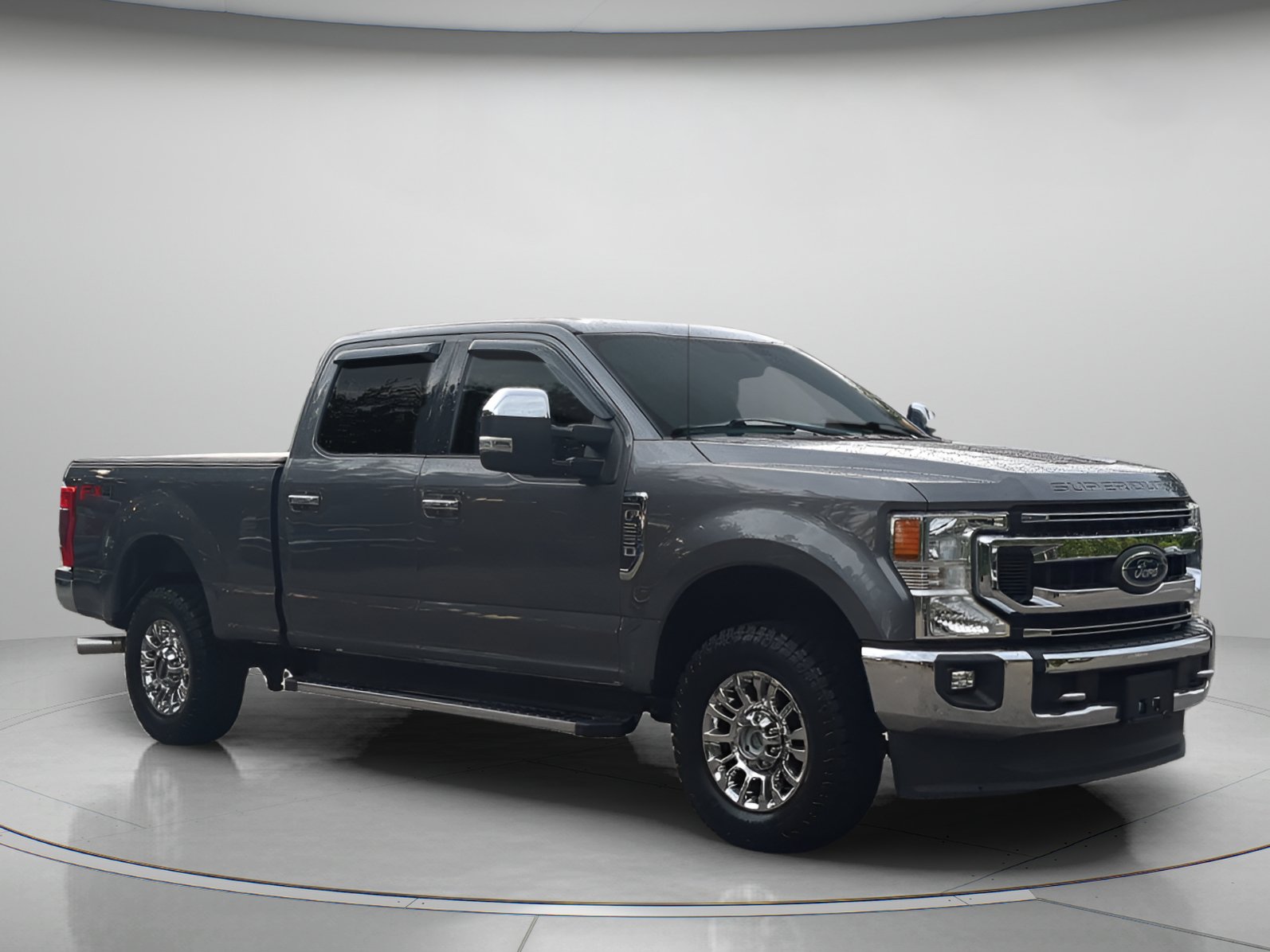 Certified 2021 Ford F250 XLT w/ XLT Premium Package AWD/4WD image 38