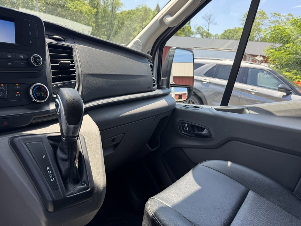 Certified 2022 Ford Transit 350 DRW image 15