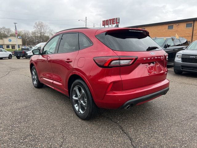 Certified 2023 Ford Escape ST-Line w/ Tech Pack #1 image 4