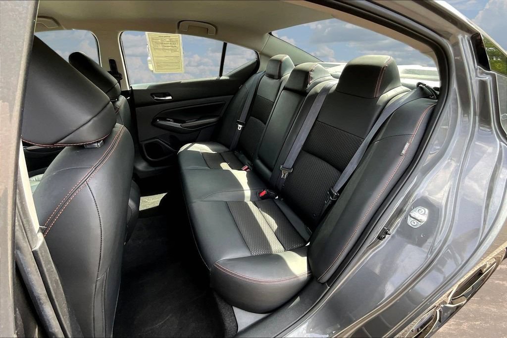 Used 2025 Nissan Altima 2.5 SR FWD image 24