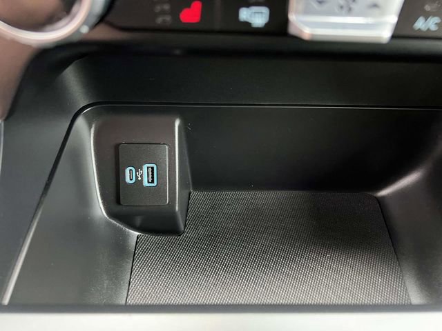 Certified 2023 Ford F150 XLT w/ Equipment Group 302A High image 21