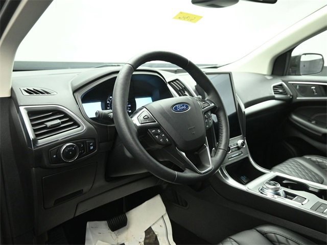 Certified 2024 Ford Edge Titanium w/ Equipment Group 301A image 27