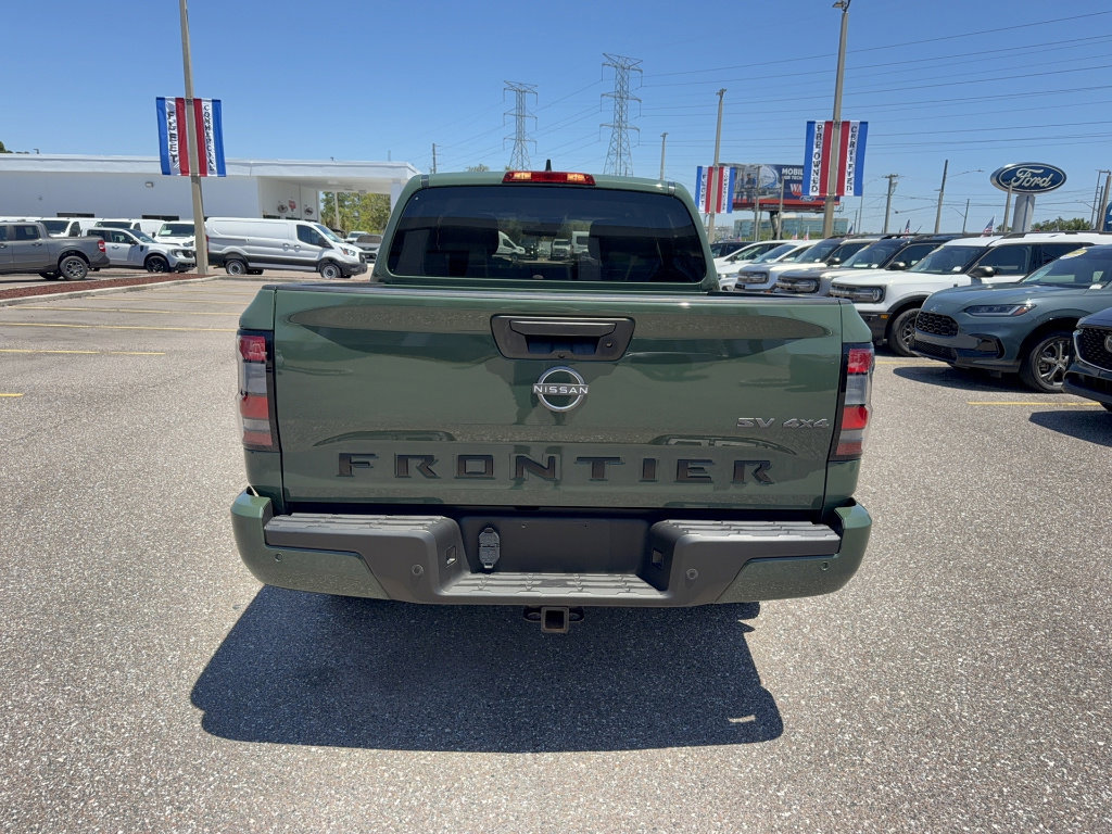 Used 2023 Nissan Frontier SV w/ Technology Package AWD/4WD image 6
