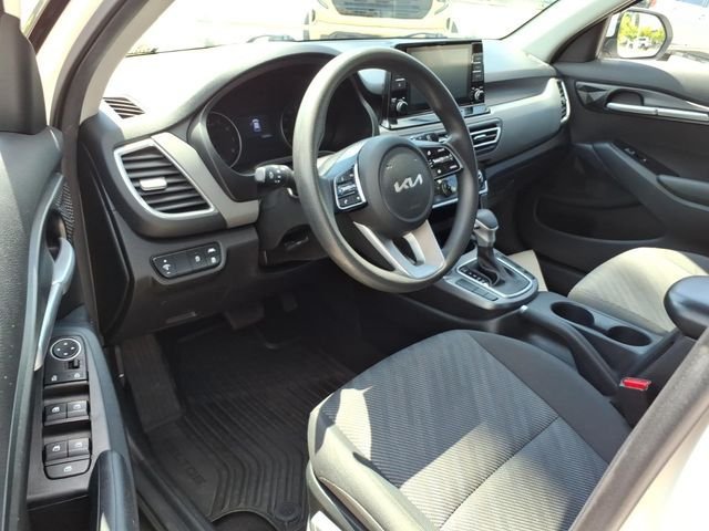 Used 2022 Kia Seltos LX AWD/4WD image 18