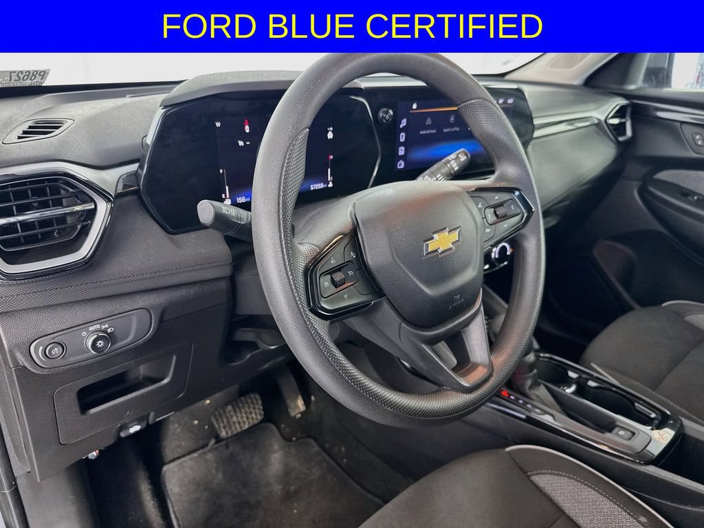 Used 2025 Chevrolet TrailBlazer LT FWD image 12