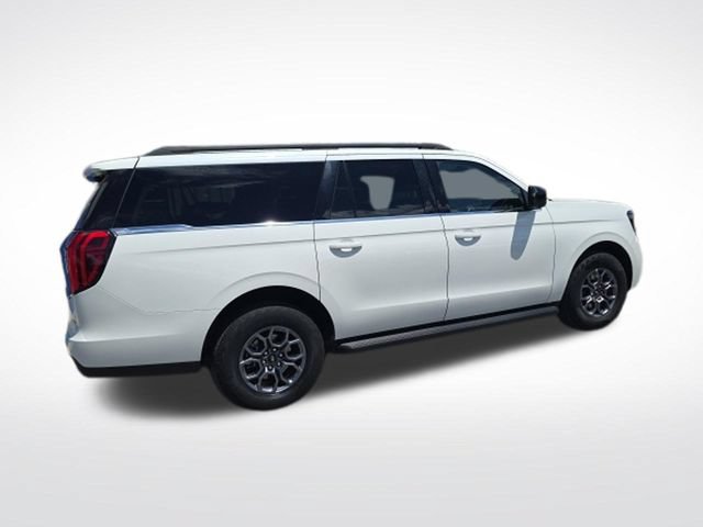 Certified 2025 Ford Expedition Max Active RWD image 3