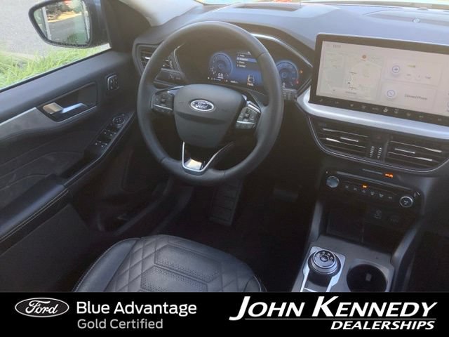 Certified 2023 Ford Escape Platinum w/ Premium Technology Package AWD/4WD image 18