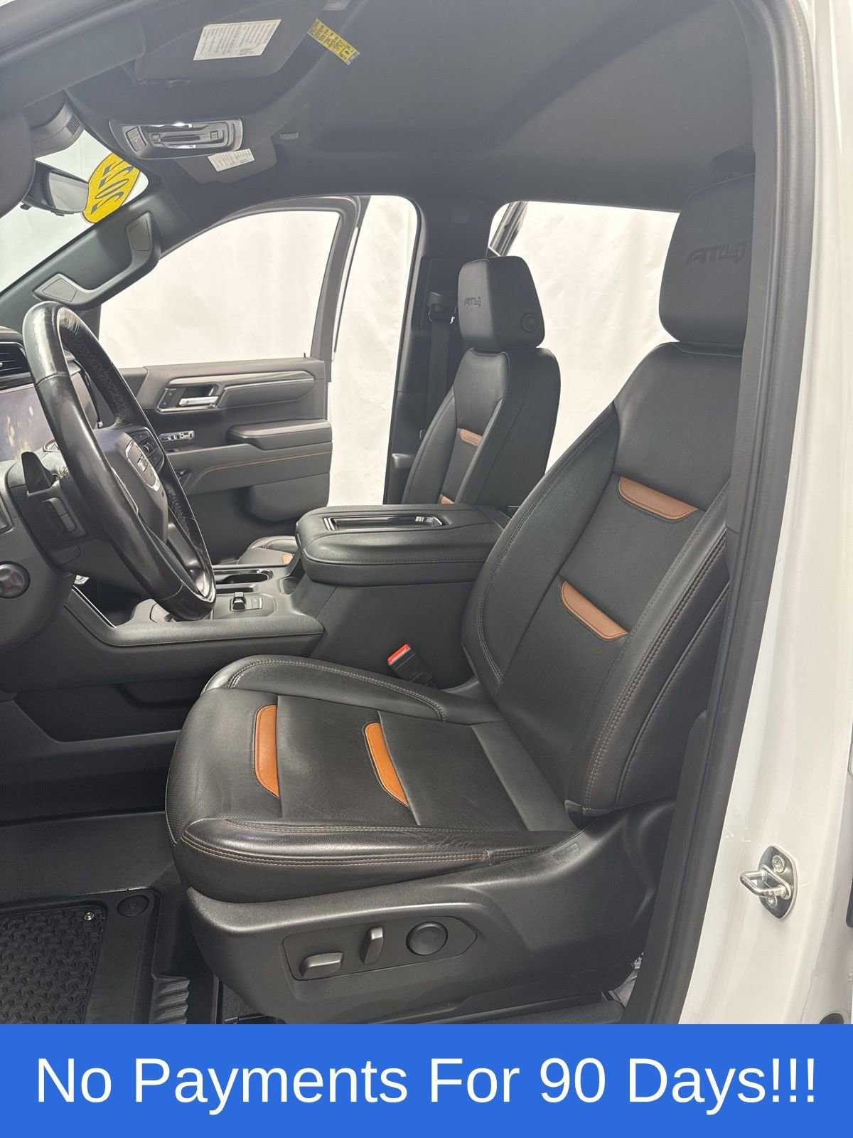 Used 2022 GMC Sierra 1500 AT4 w/ Technology Package AWD/4WD image 11