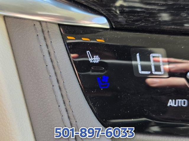 Used 2023 Cadillac XT6 Premium Luxury w/ Technology Package AWD/4WD image 26