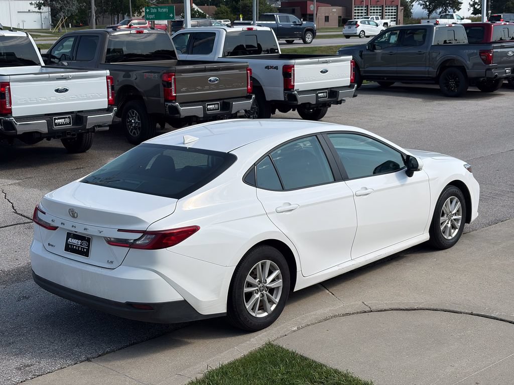 Used 2025 Toyota Camry LE FWD image 6