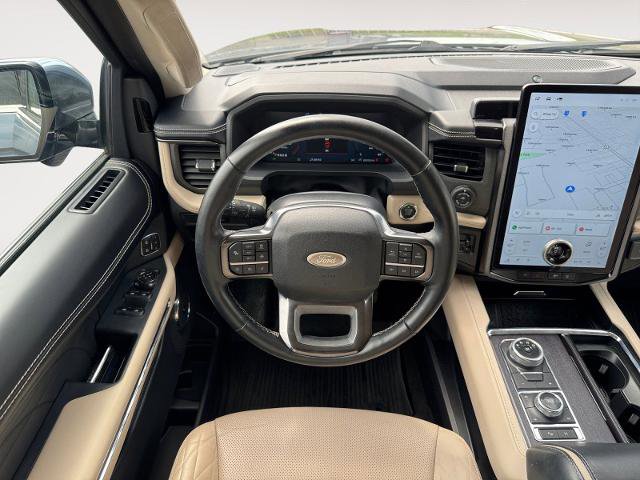 Certified 2023 Ford Expedition Platinum AWD/4WD image 12