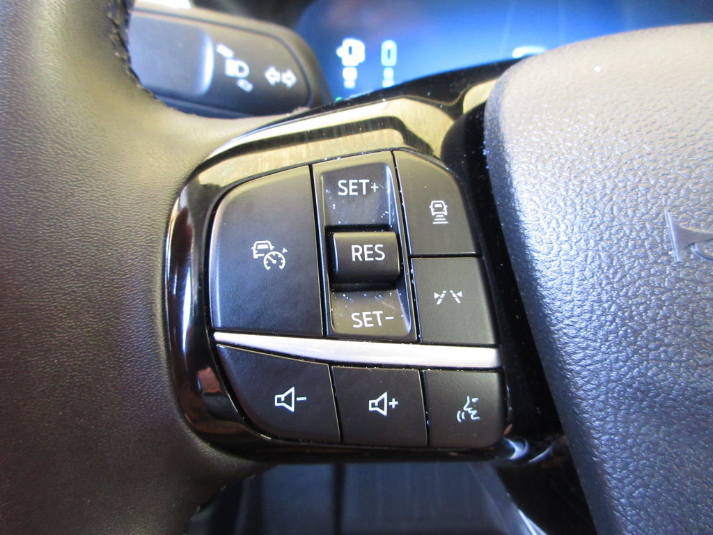 Certified 2023 Ford Escape SE w/ PHEV Premium Package FWD image 16