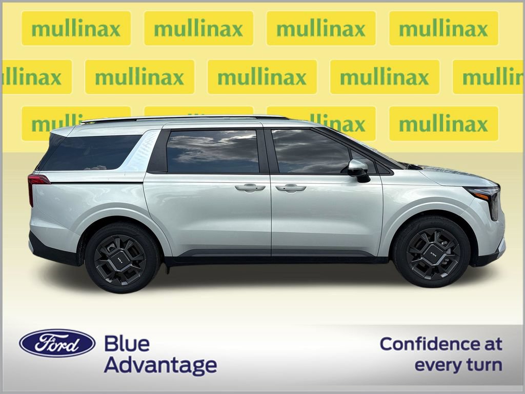 Used 2025 Kia Carnival EX FWD video 2