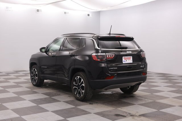 Used 2022 Jeep Compass Limited AWD/4WD image 7