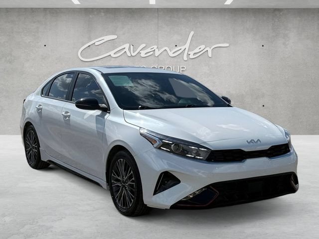 Used 2022 Kia Forte GT-Line w/ GT-Line Premium Package FWD image 2