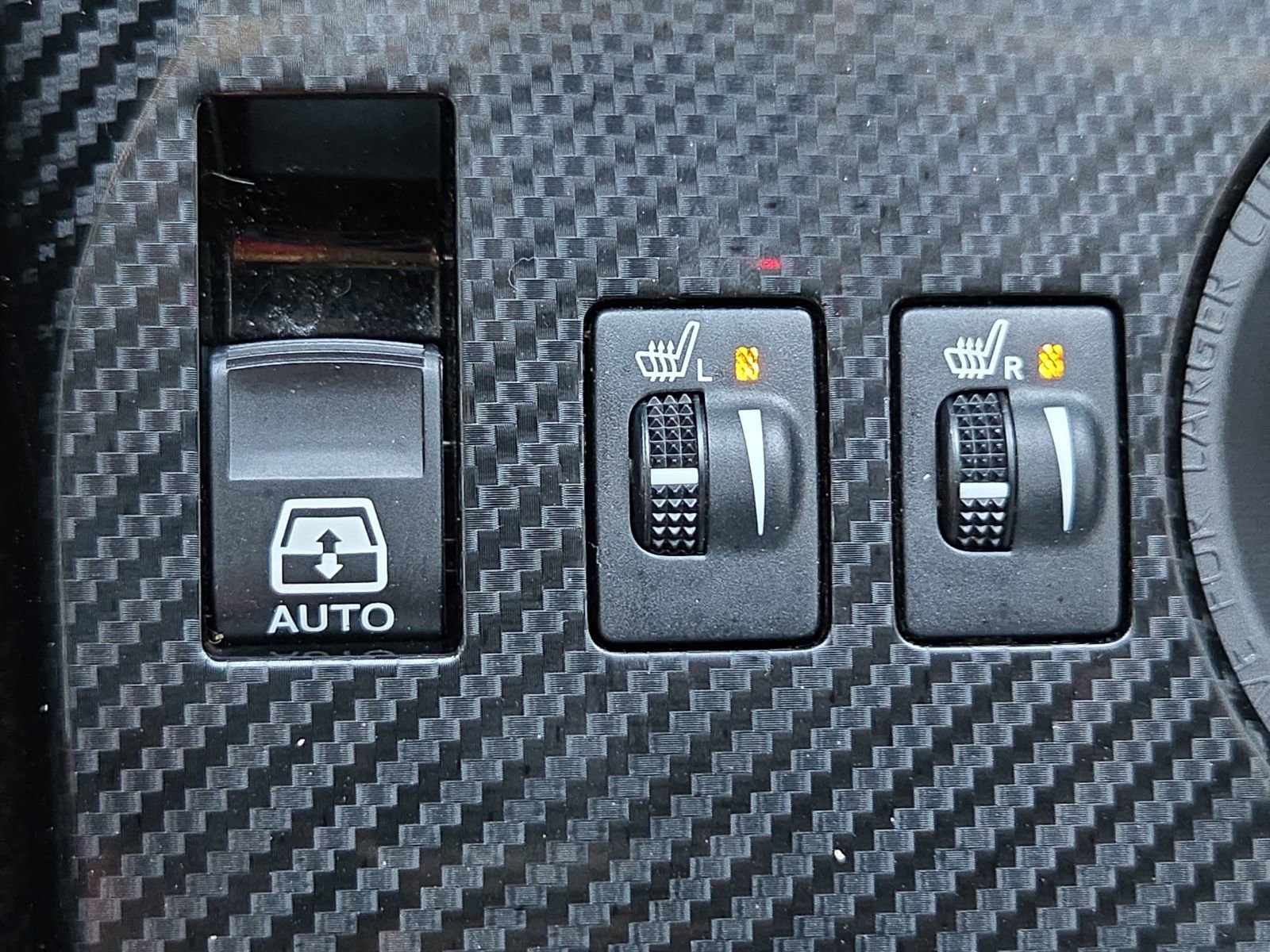 Used 2024 Toyota 4Runner TRD Off-Road Premium image 17