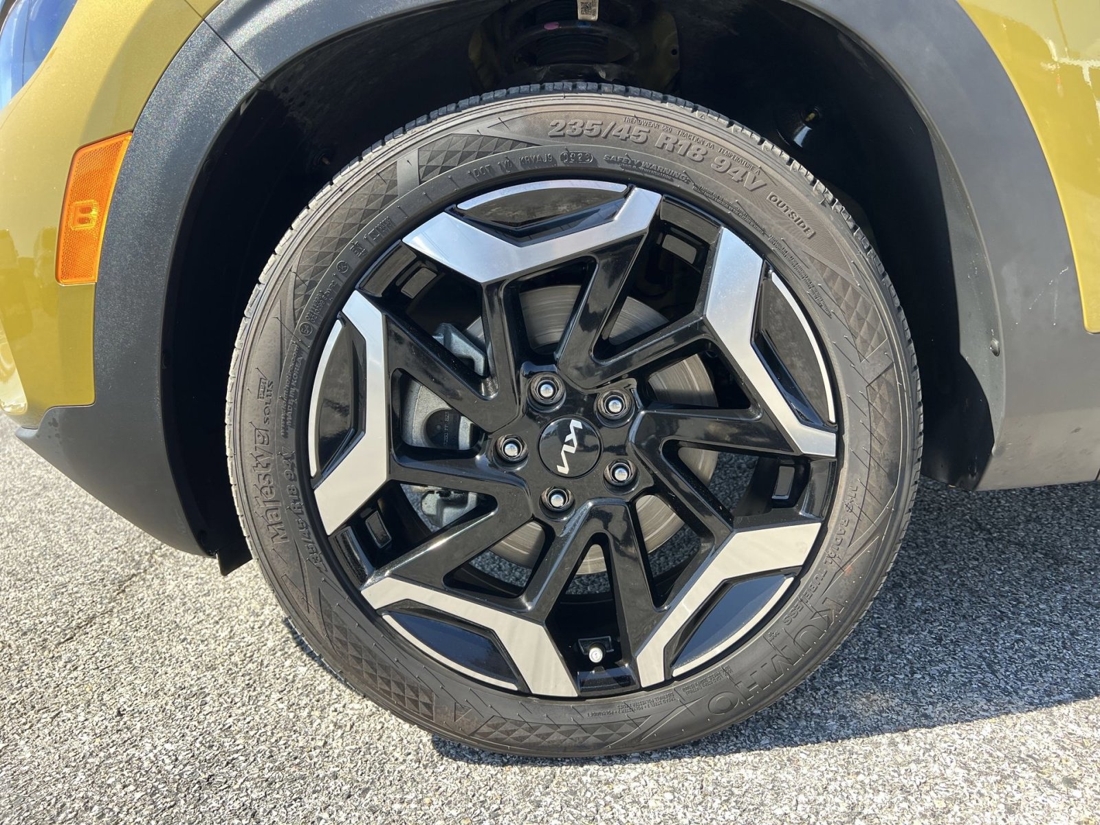 Used 2024 Kia Seltos SX w/ SX Sunroof Package image 12