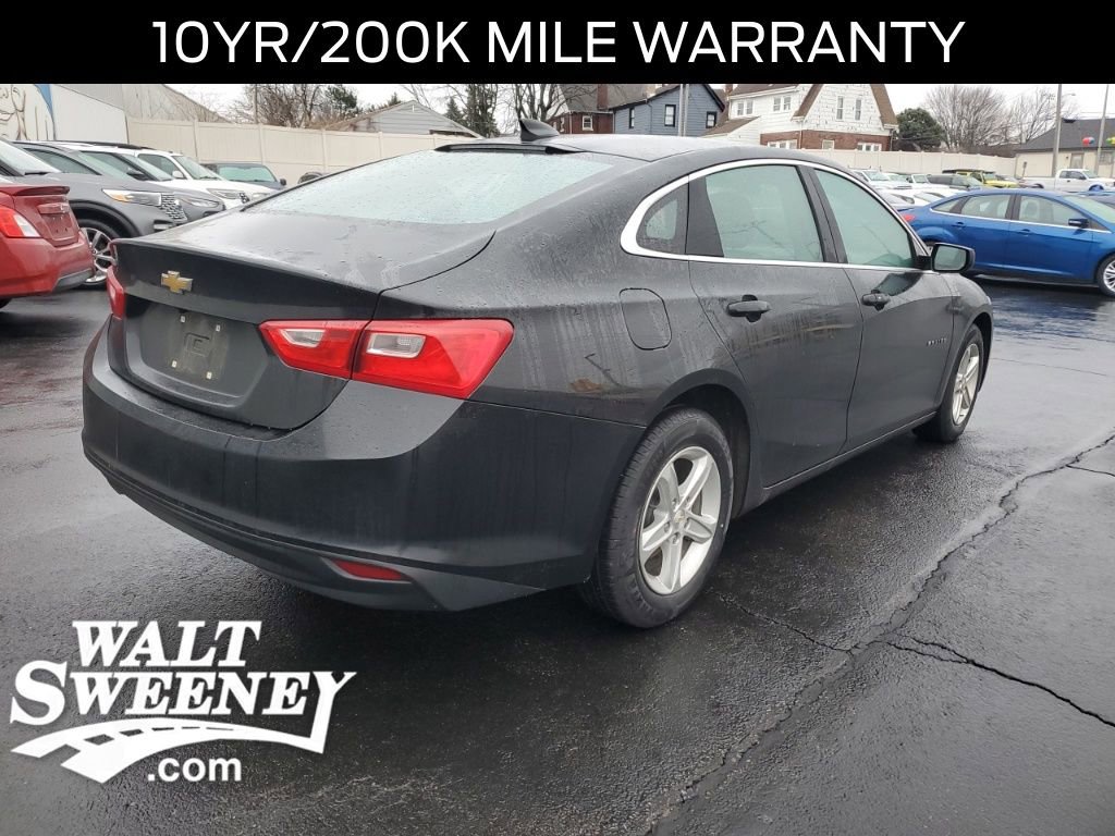 Used 2019 Chevrolet Malibu LS image 3