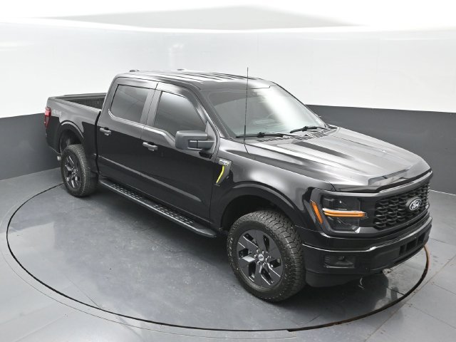 Certified 2025 Ford F150 STX w/ Equipment Group 200A AWD/4WD image 19