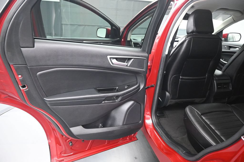 Certified 2020 Ford Edge SEL w/ Convenience Package FWD image 11
