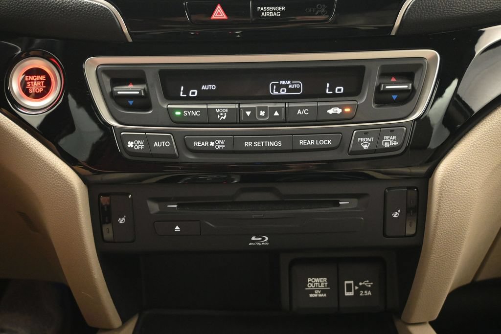 Used 2021 Honda Pilot Touring image 27
