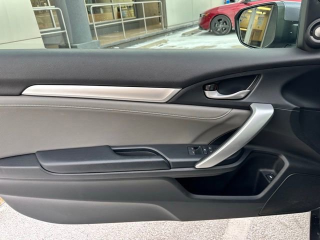 Used 2018 Honda Civic EX-L image 27