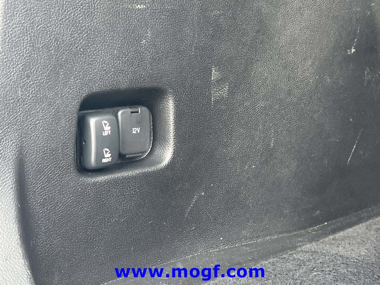Certified 2024 Ford Edge Titanium AWD/4WD image 23