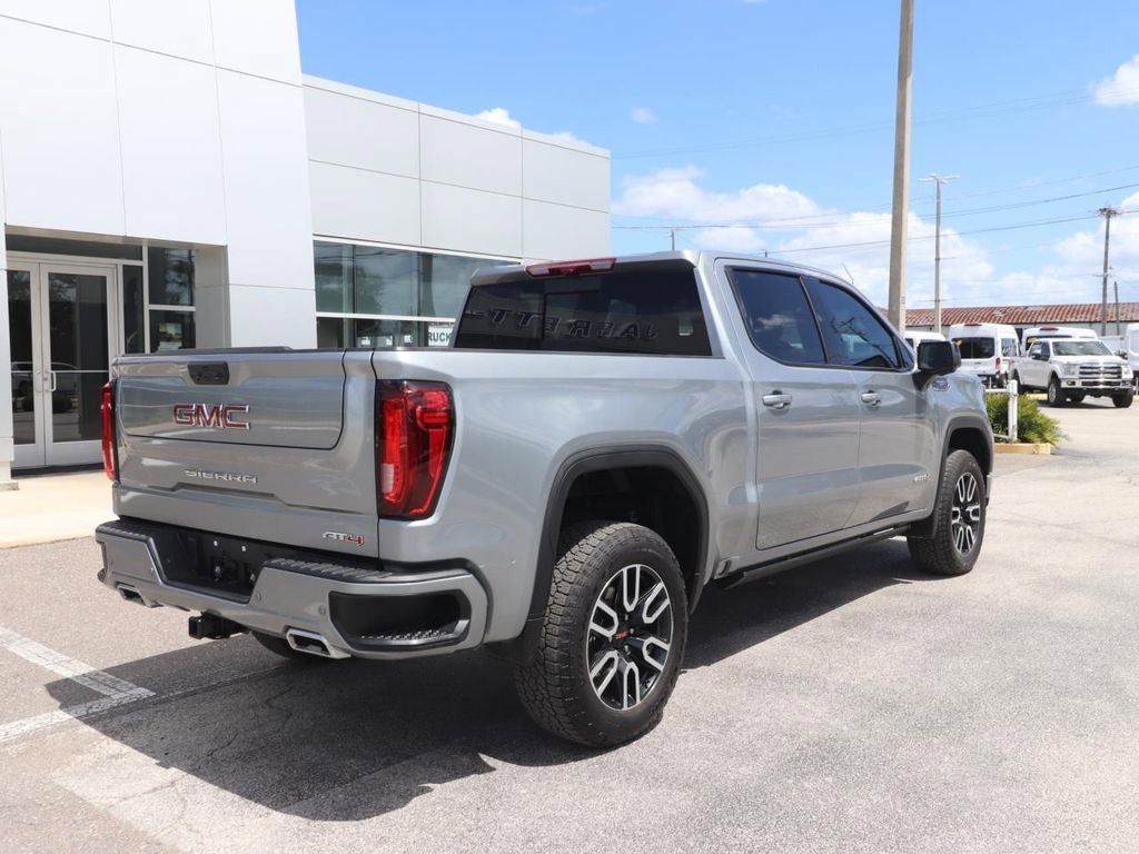 Used 2025 GMC Sierra 1500 AT4 w/ AT4 Premium Package AWD/4WD image 16