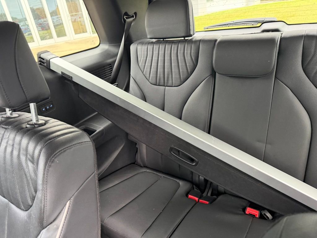 Used 2023 Hyundai Palisade Limited w/ Cargo Package AWD/4WD image 11