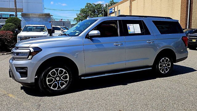 Certified 2022 Ford Expedition Max XLT AWD/4WD image 4