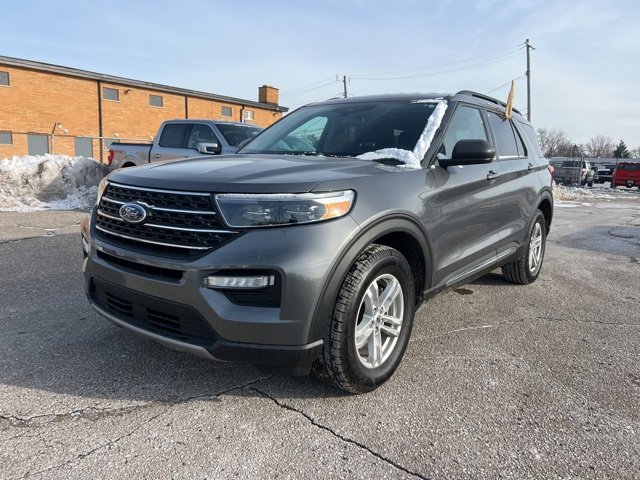 Certified 2022 Ford Explorer XLT w/ Equipment Group 202A image 28